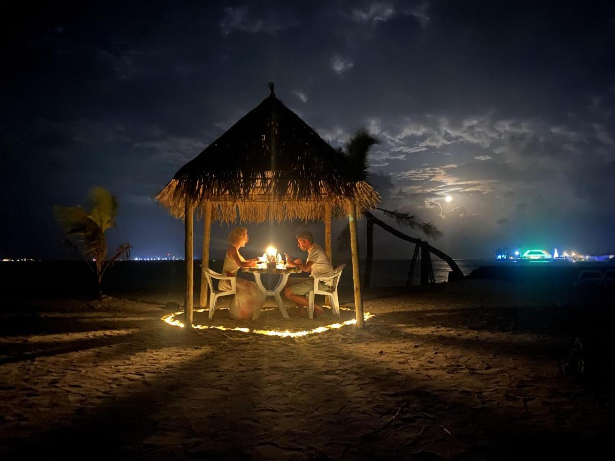 Adroit Beach Inn Guraidhoo  Eksteriør billede