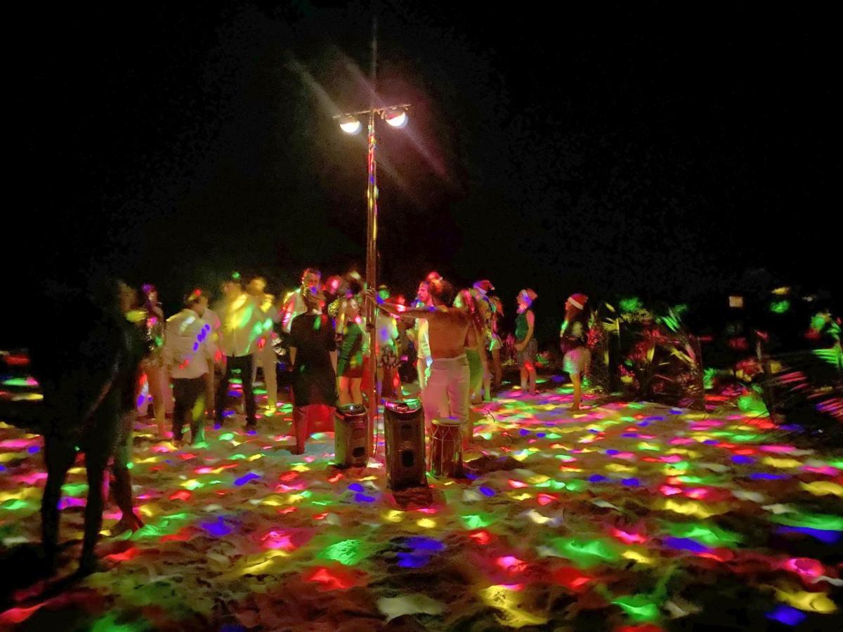 Adroit Beach Inn Guraidhoo  Eksteriør billede