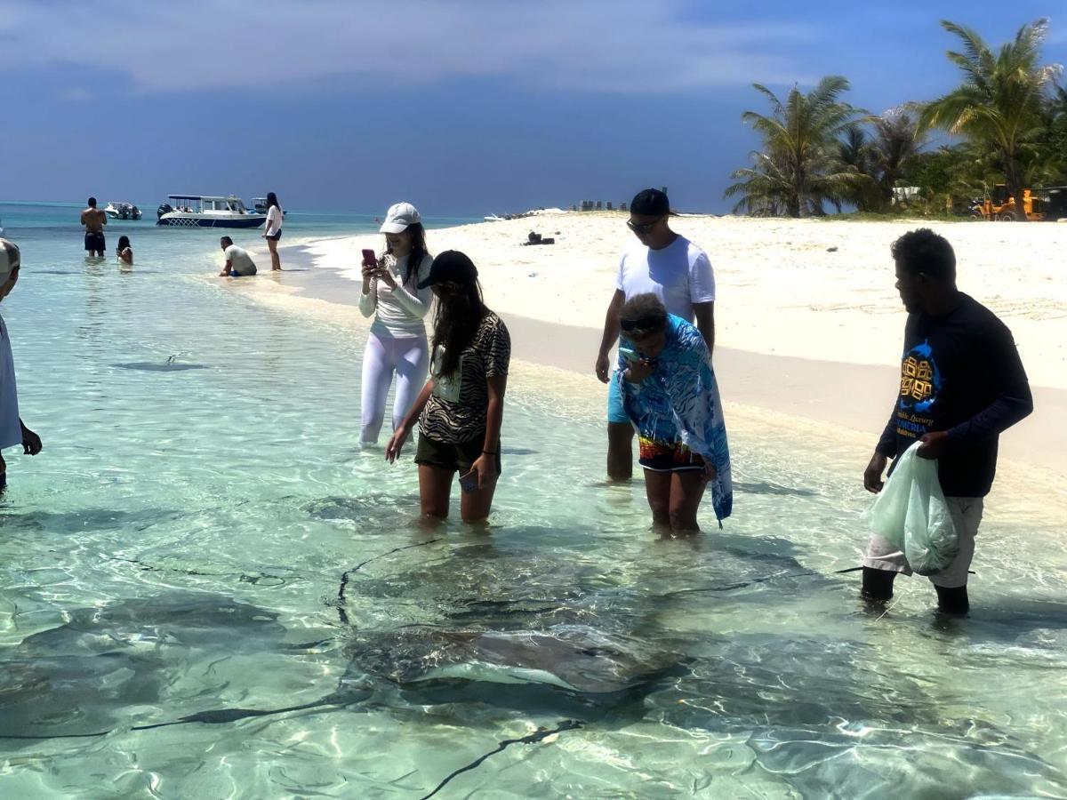 Adroit Beach Inn Guraidhoo  Eksteriør billede